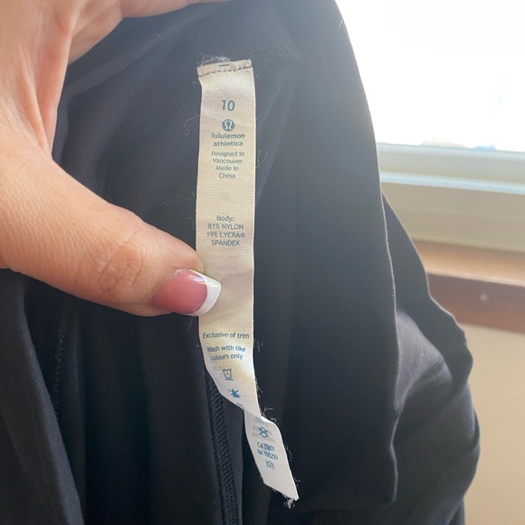 Lululemon leggings - Picture 2 of 4